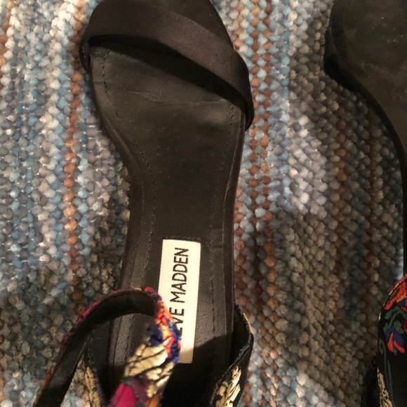 Steve madden low heel sandals - Picture 6 of 7